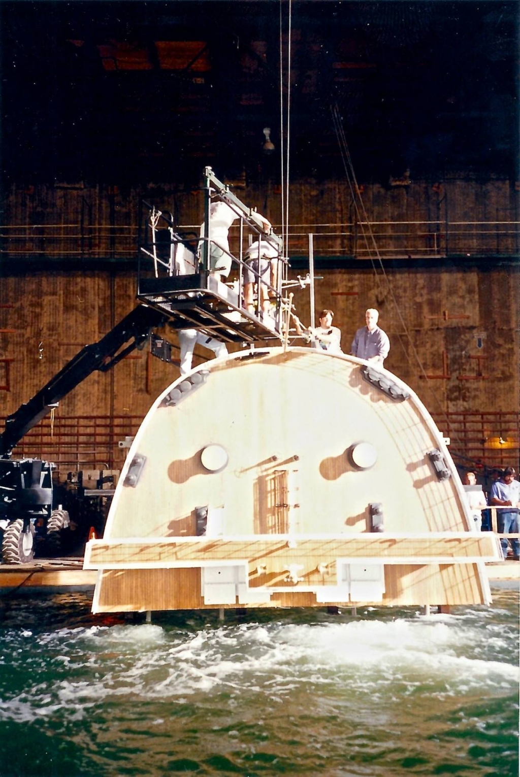 The secrets behind the life (and death) of Titanic’s propeller guy